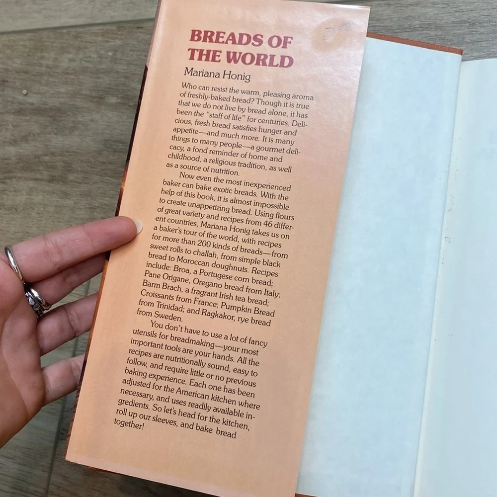 Vintage Breads‎ of the World by Mariana Honig Cookbook